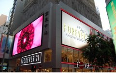 FOREVER 21 戶外大屏閃耀香港銅鑼灣